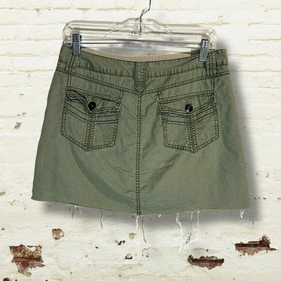 Faded Glory Olive Green Cargo Mini Skirt Raw Hem Y2K Utility Grunge Sz 4 - Picture 4 of 10